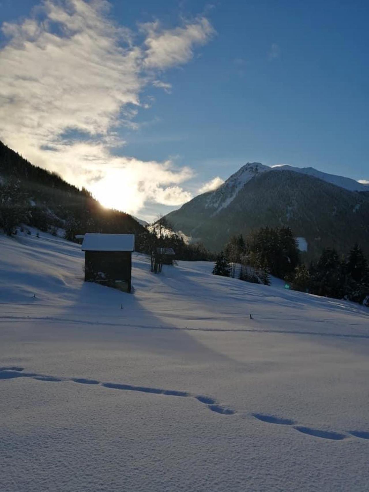 Gasthof Alpenblick Tobadill Bagian luar foto